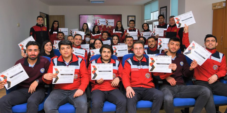 GELECEĞİN İTFAİYECİLERİNE ZORLU EĞİTİM
