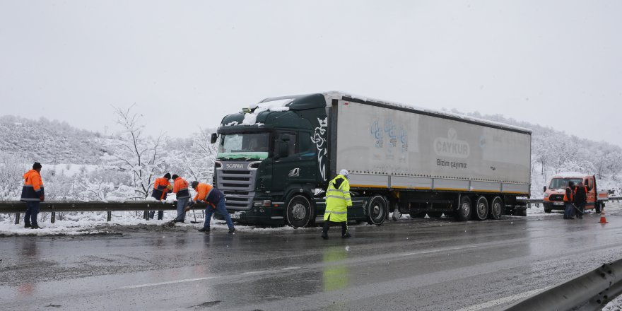 SAMSUN-ANKARA KARA YOLUNDA ULAŞIM KONTROLLÜ SAĞLANIYOR