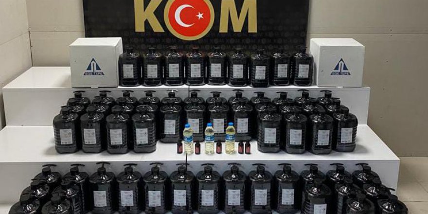 SAMSUN'DA DÜZENLENEN SAHTE İÇKİ OPERASYONUNDA 1 ŞÜPHELİ GÖZALTINA ALINDI.