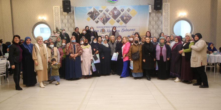 AV. GÜLAY DEVECİ ATAKUM KIRSALINDAKİ  KADINLARI BİR ARAYA GETİRDİ