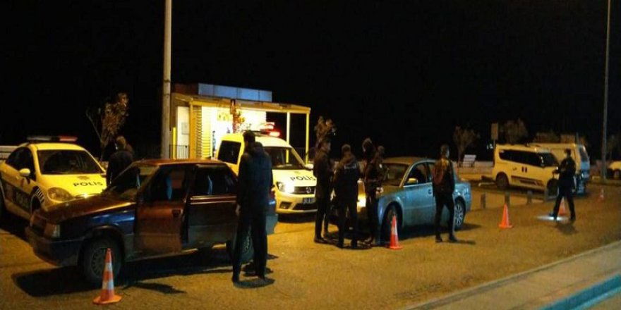 SAMSUN'DA "ŞOK UYGULAMA" DA ÇEŞİTLİ SUÇLARDAN ARANAN 101 KİŞİ YAKALANDI