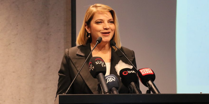 SAMSUN'DA ANADOLU KADINLARI DEFİLESİ DÜZENLENDİ