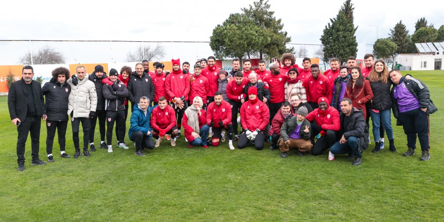 SAMSUNSPOR'DA RENKLİ ANTRENMAN