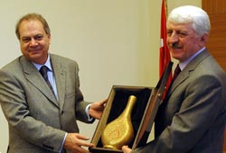 Köşk'e Beyaz Saray modeli