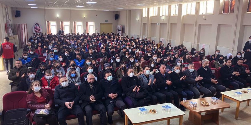 BÜYÜKŞEHİR SÖZÜ GENÇLERE VERDİ