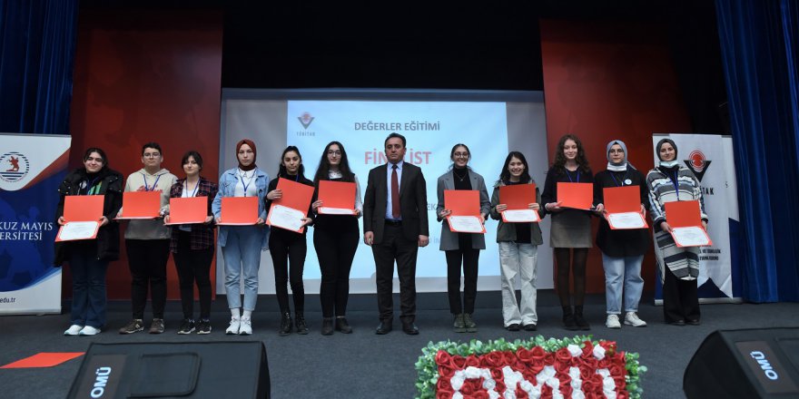 TÜBİTAK ARAŞTIRMA PROJELERİ YARIŞMASI ÖDÜL TÖRENİ GERÇEKLEŞTİRİLDİ