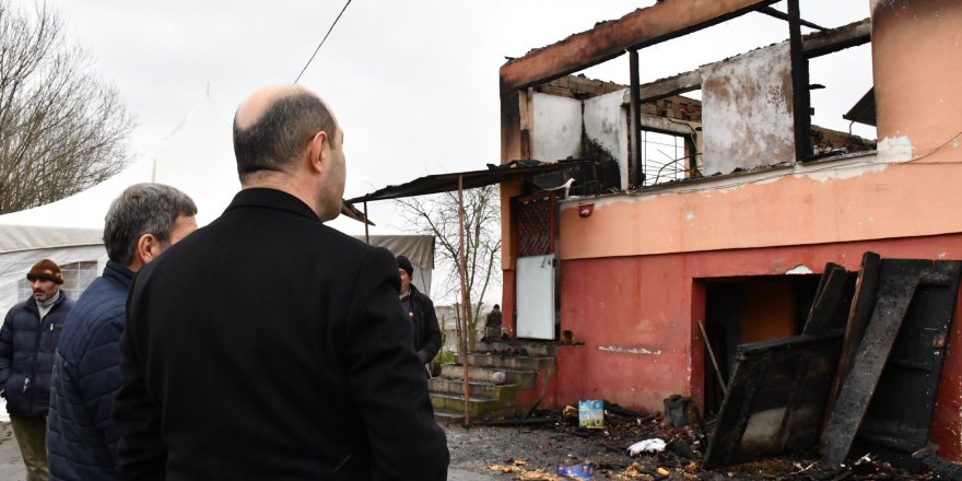 TERME BELEDİYESİNDEN EVİ YANAN AİLEYE KONTEYNER EV