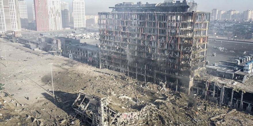 UKRAYNA, KİEV'DEKİ ALIŞVERİŞ MERKEZİNE DÜZENLENEN SALDIRIDA 8 KİŞİNİN ÖLDÜĞÜNÜ DUYURDU