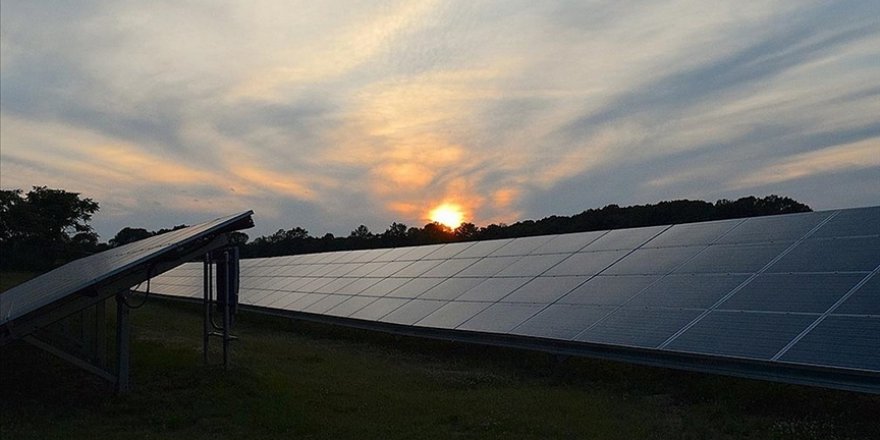 KÖMÜR SAHALARI GÜNEŞ PANELLERİYLE DONATILARAK 6,9 MİLYON HANENİN ELEKTRİĞİ KARŞILANABİLİR