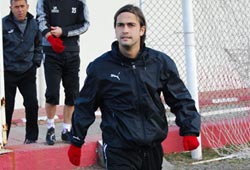 Can ve Feridun kart sınırında