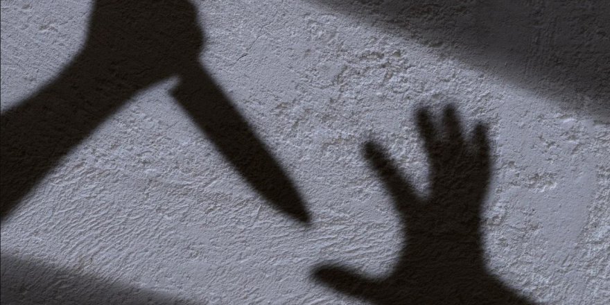 SAMSUN'DA KAVGA SONUCU BİR KİŞİ BIÇAKLA YARALANDI