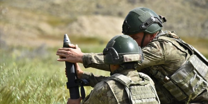 SURİYE'NİN VE IRAK'IN KUZEYİNDE 6 TERÖRİST ETKİSİZ HALE GETİRİLDİ