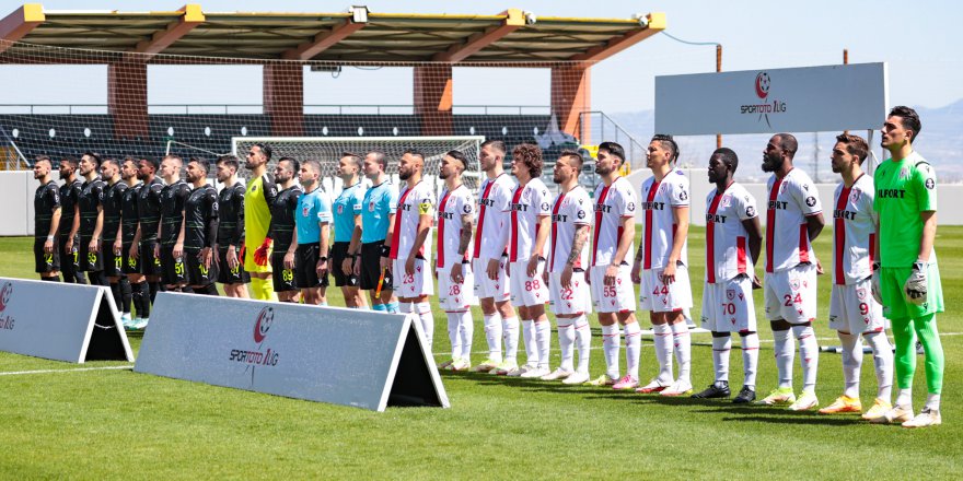 SAMSUNSPOR İLK YARIYI 1-0 GERİDE TAMAMLADI