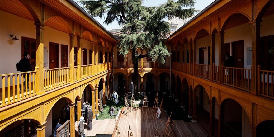 86 YIL SONRA İHYA EDİLEN AYASOFYA FATİH MEDRESESİ AÇILIYOR