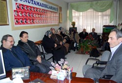 "Mehmetçik enselerinde"