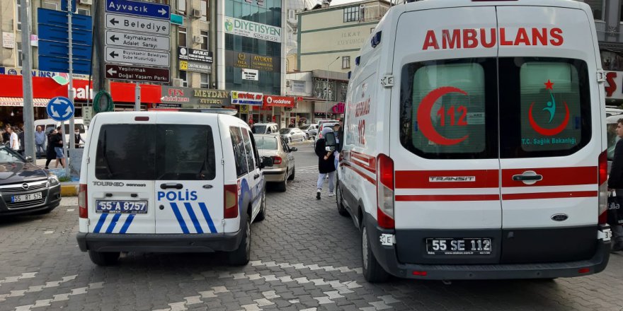 ÇARŞAMBA’DA BIÇAKLI KAVGA 2 YARALI