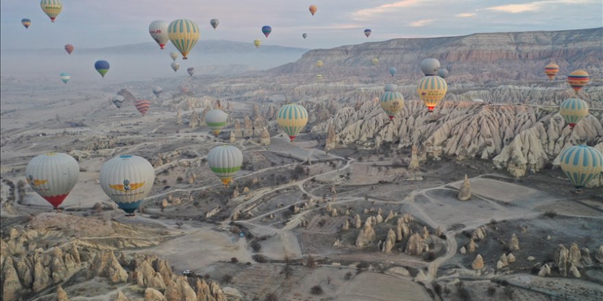 TÜRKİYE'NİN TURİZM GELİRİ YILIN İLK ÇEYREĞİNDE YÜZDE 122,4 ARTTI