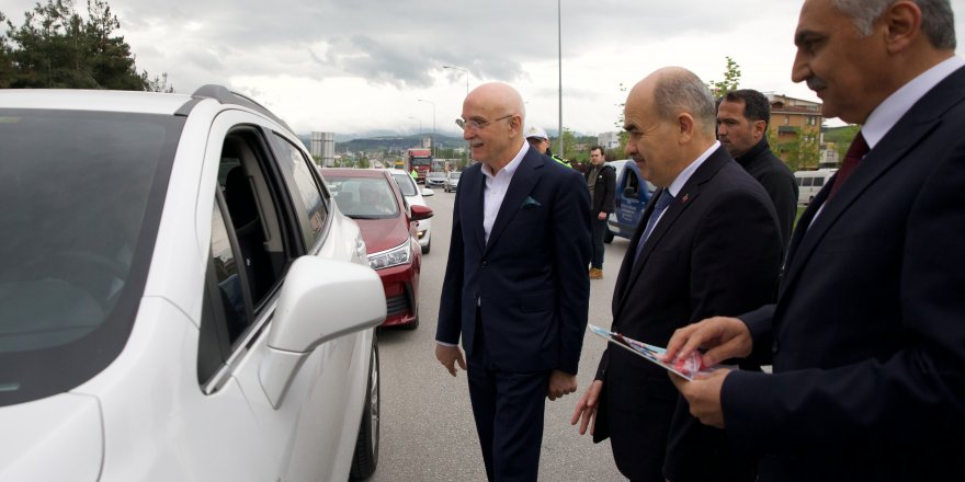 İÇİŞLERİ BAKAN YARDIMCISI ERDİL SAMSUN'DA TRAFİK DENETİMİNE KATILDI