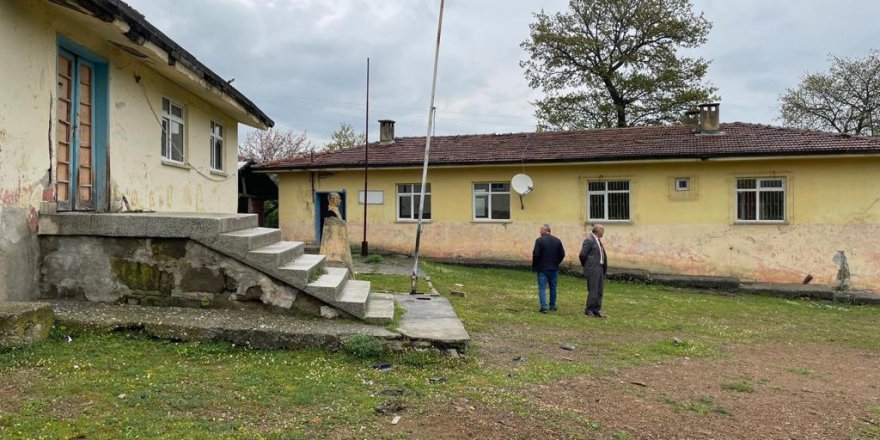 İLÇE MİLLİ EĞİTİM MÜDÜRÜ BÜYÜK, KIRSALDA KULLANILMAYAN OKUL BİNALARINI İNCELEDİ
