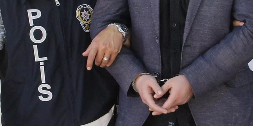 SAMSUN'DA TACİZ İDDİASIYLA GÖZALTINA ALINAN ÖĞRETMEN TUTUKLANDI