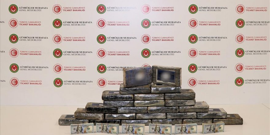 İSTANBUL HAVALİMANI'NDA GERÇEKLEŞTİRİLEN 3 AYRI OPERASYONDA 58 KİLOGRAM KOKAİN YAKALANDI