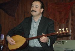 Başkan kursiyerleri oynattı