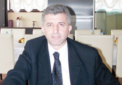 Hocaların hocası Yücel Uyar