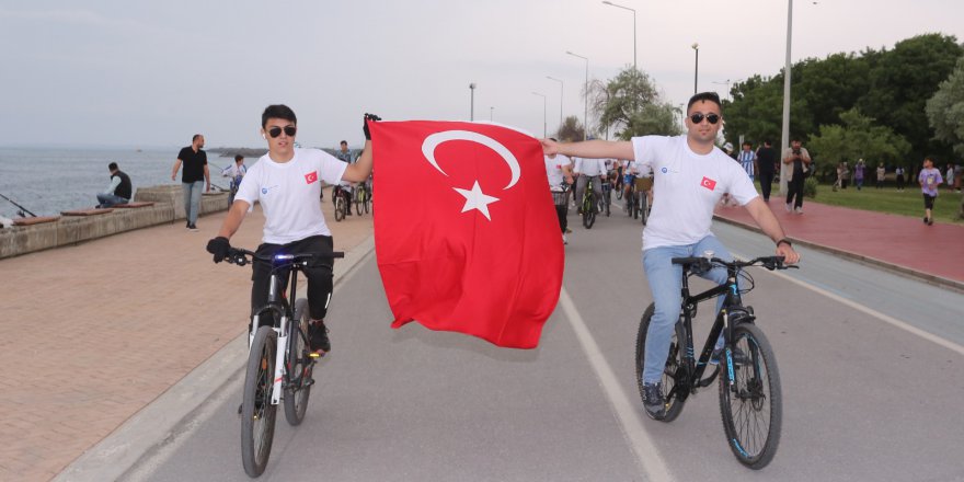 SANDIKÇI GENÇLERLE PEDAL ÇEVİRDİ