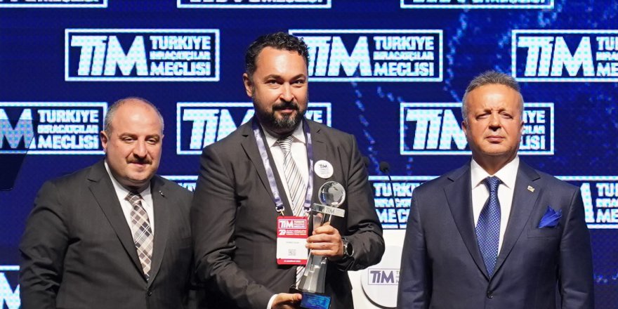 FERRERO FINDIK, TÜRKİYE’DE FINDIK VE MAMULLERİ SEKTÖRÜNDE 6. KEZ İHRACAT ŞAMPİYONU OLDU