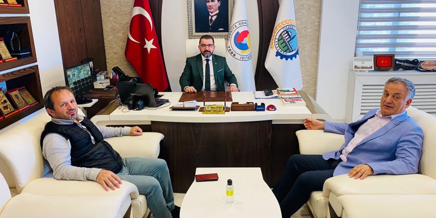 ÇARŞAMBA TİCARET VE SANAYİ ODASI BAŞKANI AHMET YILMAZ’A, TÜRKİYE BEYAZAY DERNEĞİ KARADENİZ BÖLGE BAŞKANLIĞI TEVDİ EDİLDİ.