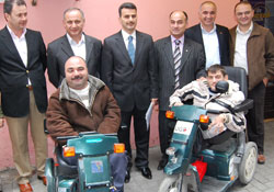 Başvuruyu sokakta yaptılar