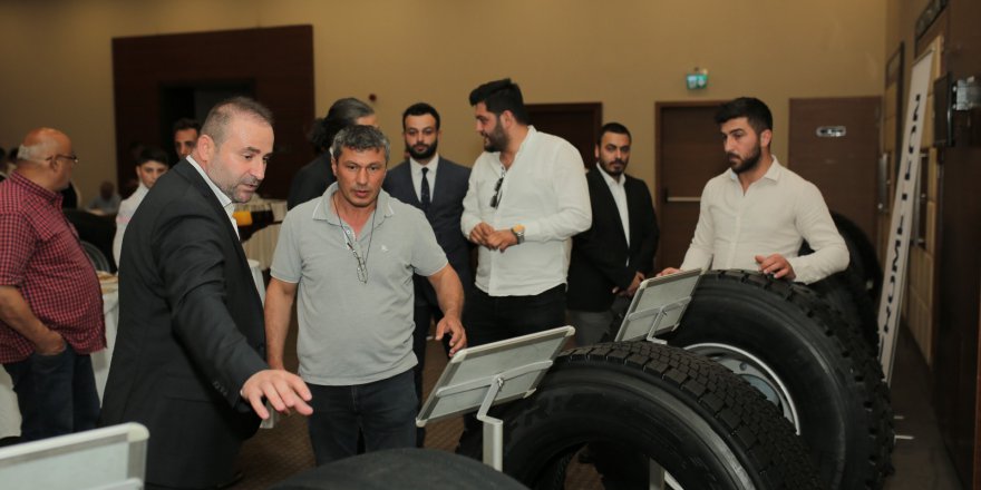 YİĞİTLER OTO LASTİK LANSMAN YEMEĞİNDE BULUŞTU