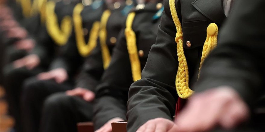 ÖĞRENCİLİKTEN GENERALLİĞE FETÖ'NÜN ASKER DEVŞİRME SÜRECİ