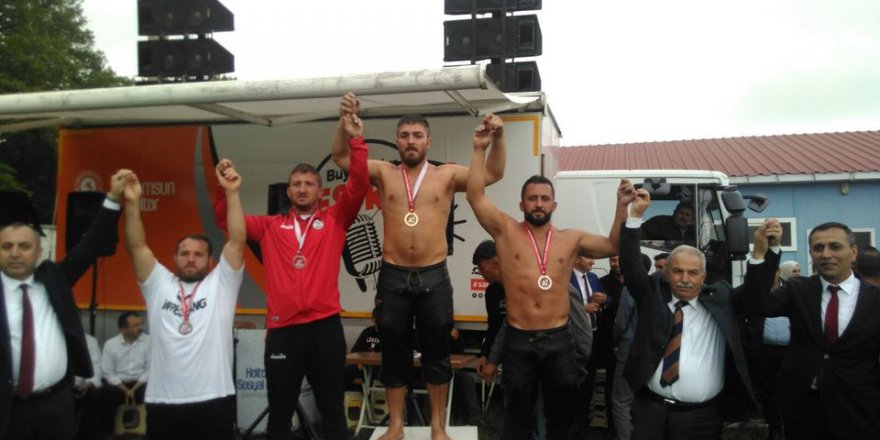 İLKADIM’LI GÜREŞCİLER 36 MADALYA İLE KÜRSÜYE ÇIKTI