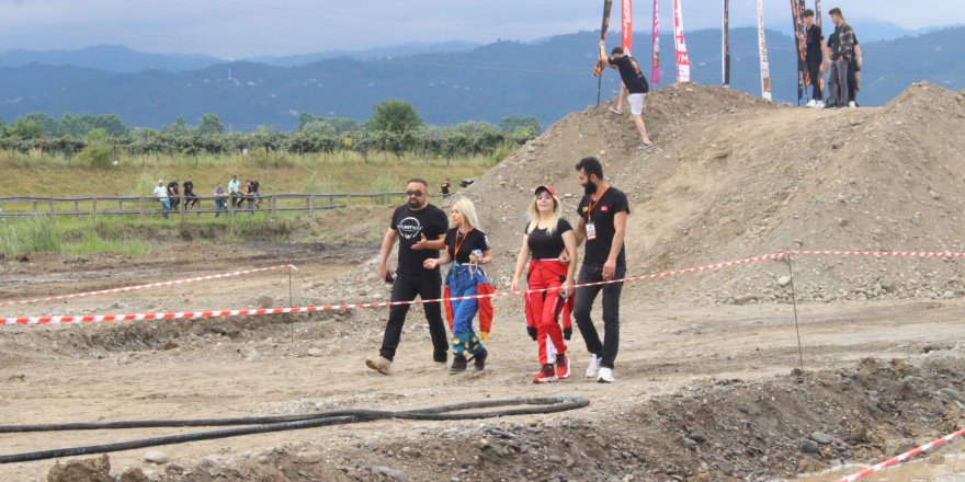 SÜMEYYE AYAN ÇAROFF’UN ONUR KONUĞU OLDU