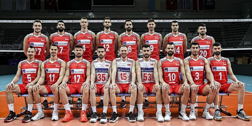 A MİLLİ ERKEK VOLEYBOL TAKIMI, FIVB CHALLENGER KUPASI'NDA İKİNCİ OLDU