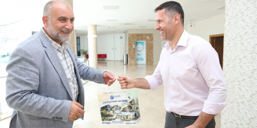 Başkan Sandıkçı Belediye Personeliyle Bayramlaştı