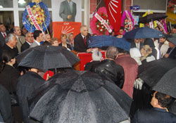Halkın savunucusu olacağız