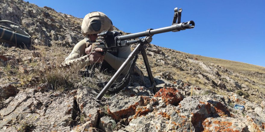 PENÇE-KİLİT OPERASYONU BÖLGESİNDE 2 PKK'LI TERÖRİST ETKİSİZ HALE GETİRİLDİ