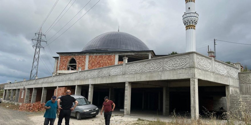 TEKKEKÖY BELEDİYESİ HİZMETTE SINIR TANIMIYOR