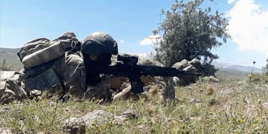 PENÇE-KİLİT HAREKATI BÖLGESİNDE YARALANAN ASKER TEDAVİ GÖRDÜĞÜ HASTANEDE ŞEHİT OLDU