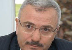 Kaldırım, öğretmenleri kutladı