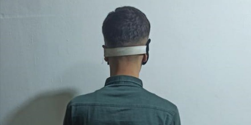 AZEZ'DE TÜRK BAYRAĞINI YAKMA GİRİŞİMİNDE BULUNAN 2 KİŞİ YAKALANDI
