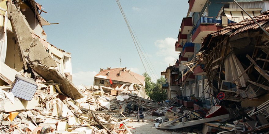 17 AĞUSTOS DEPREMİ'NİN ÜZERİNDEN 23 YIL GEÇTİ