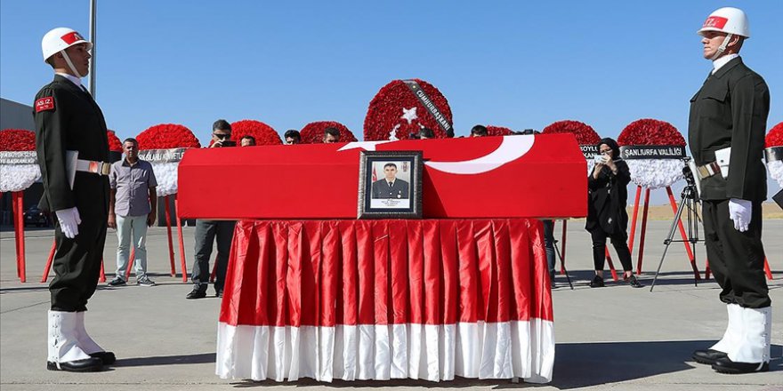 ŞEHİT UZMAN ÇAVUŞ UĞURCAN CİRNOOĞLU'NUN NAAŞI MEMLEKETİ KİLİS'E UĞURLANDI