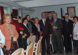 Genç'ten meslektaşlarına kutlama