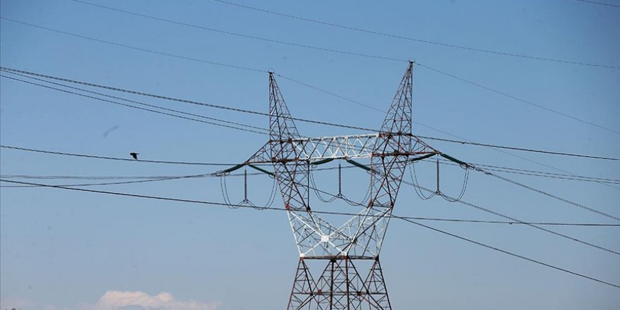 ELEKTRİK DAĞITIM ŞİRKETLERİ GEÇEN YIL 14,7 MİLYAR LİRA YATIRIM YAPTI