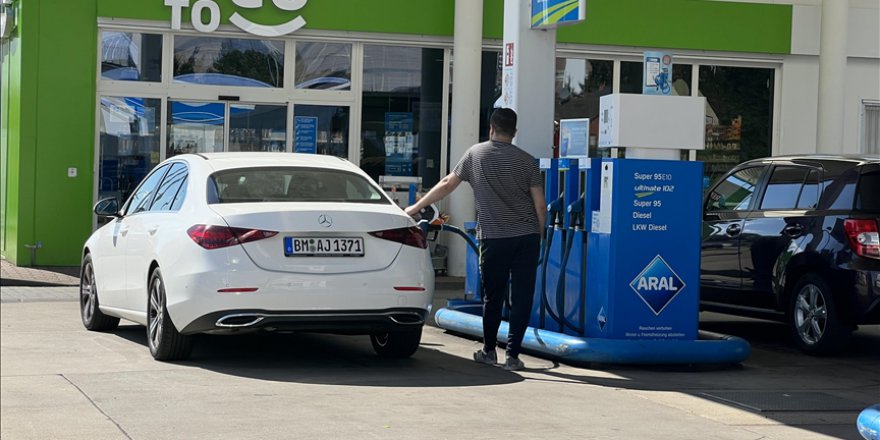 ALMANYA'DA AKARYAKIT FİYATLARI YÜKSELDİ