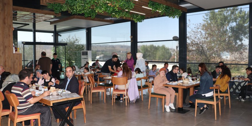 ÖZEL ÖĞRENCİLER İÇİN KAHVALTI