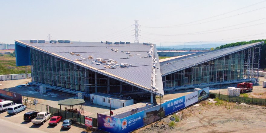 GENÇLERDE HEYECANLI BEKLEYİŞ